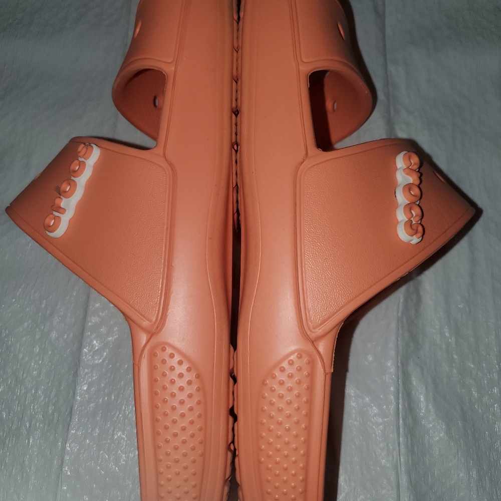 Sandals - Picture 2 of 4